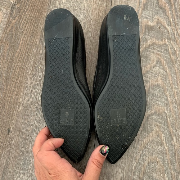 Like new Frye pointed ballerina flats - worn once! - Picture 3 of 8